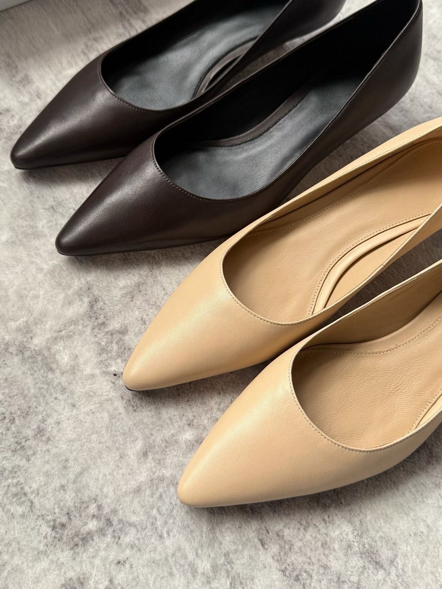 Pointed Kitten Heel Leather Pumps