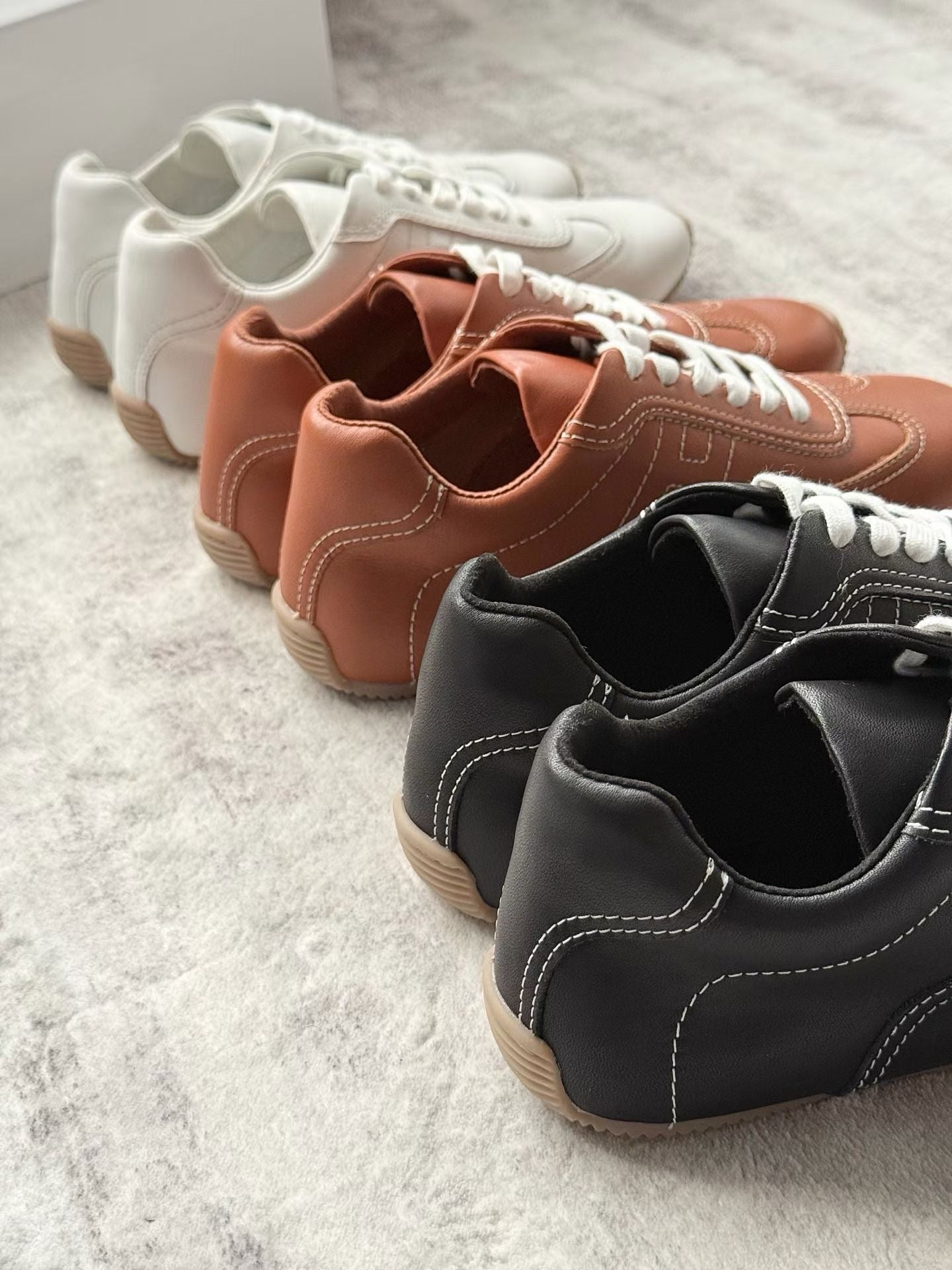 Classic Leather Court Sneakers