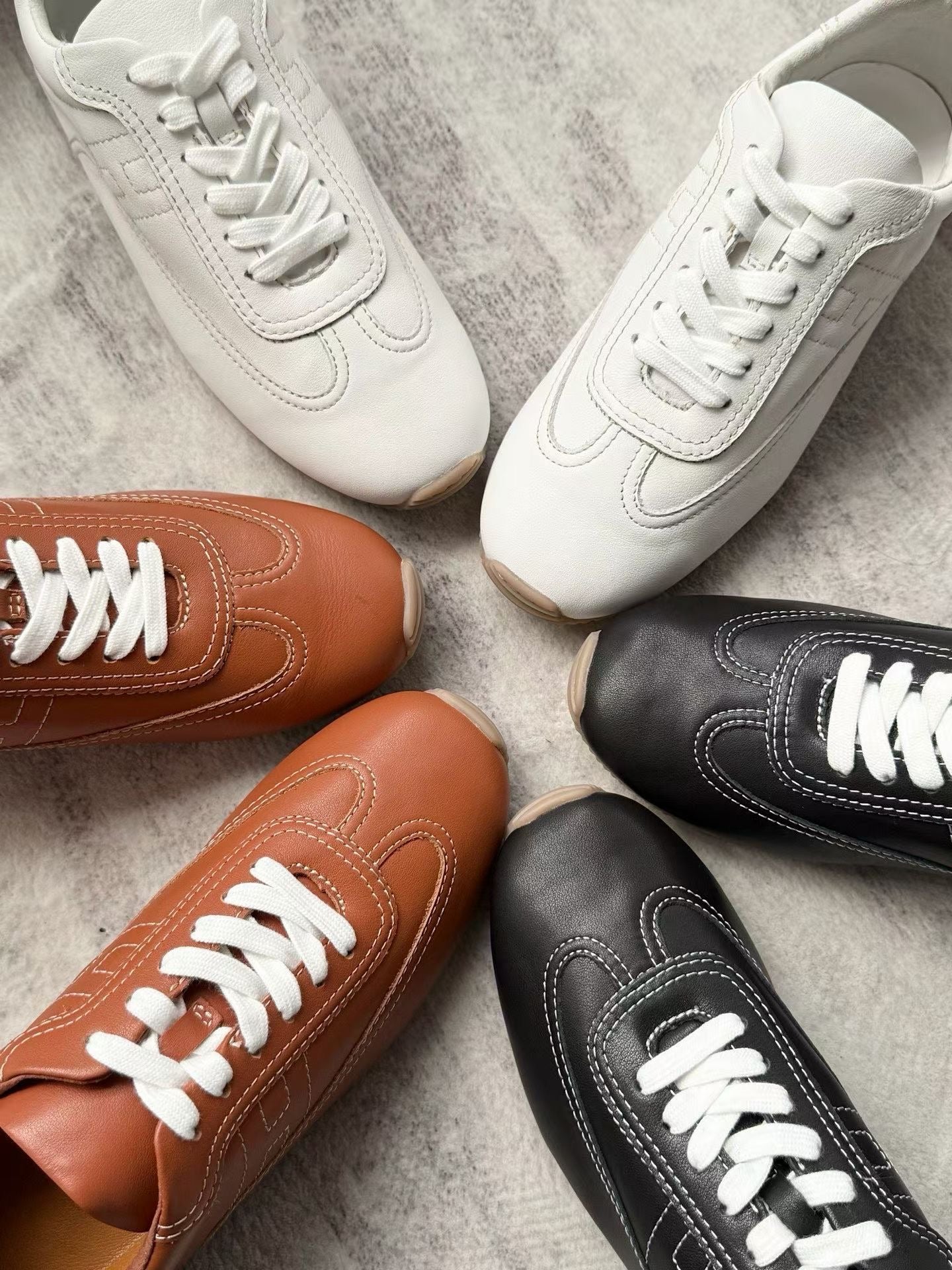 Classic Leather Court Sneakers
