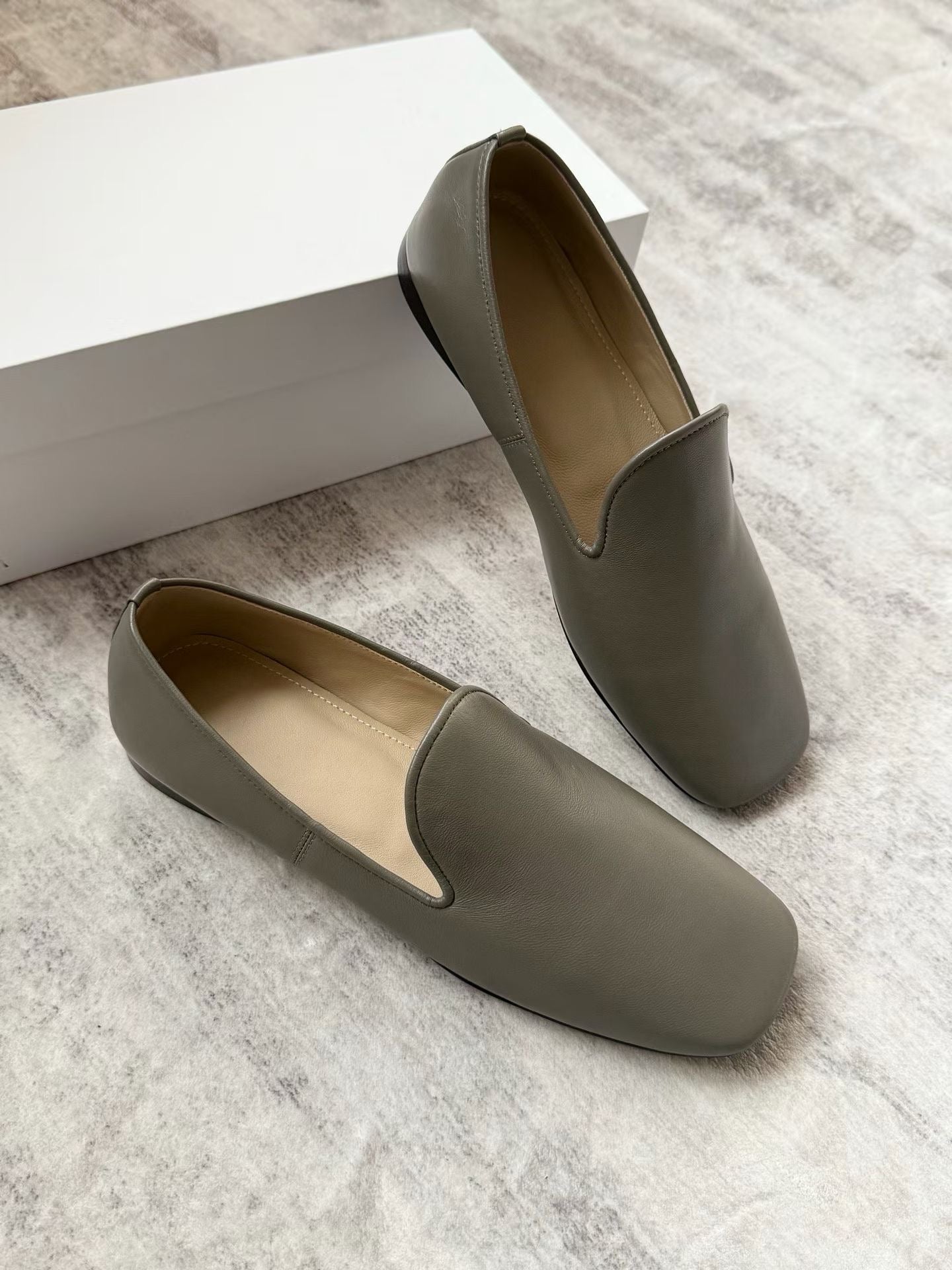 Minimal Square Toe Leather Loafers