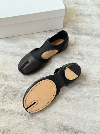 Split Toe Leather Tabi Ballet Flats
