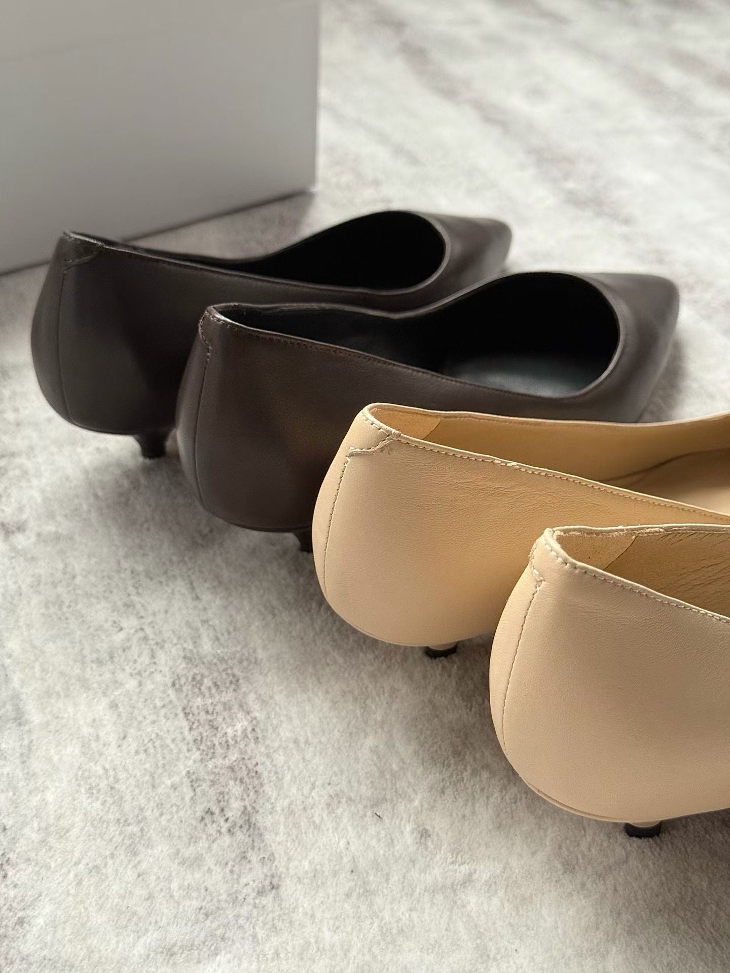 Pointed Kitten Heel Leather Pumps