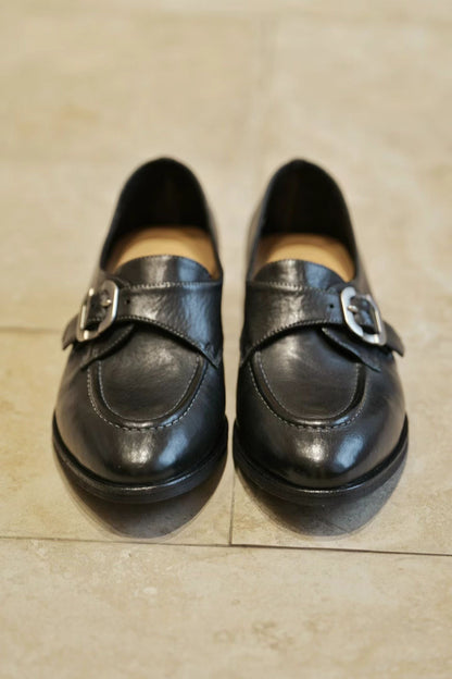Vintage Buckle Leather Loafers