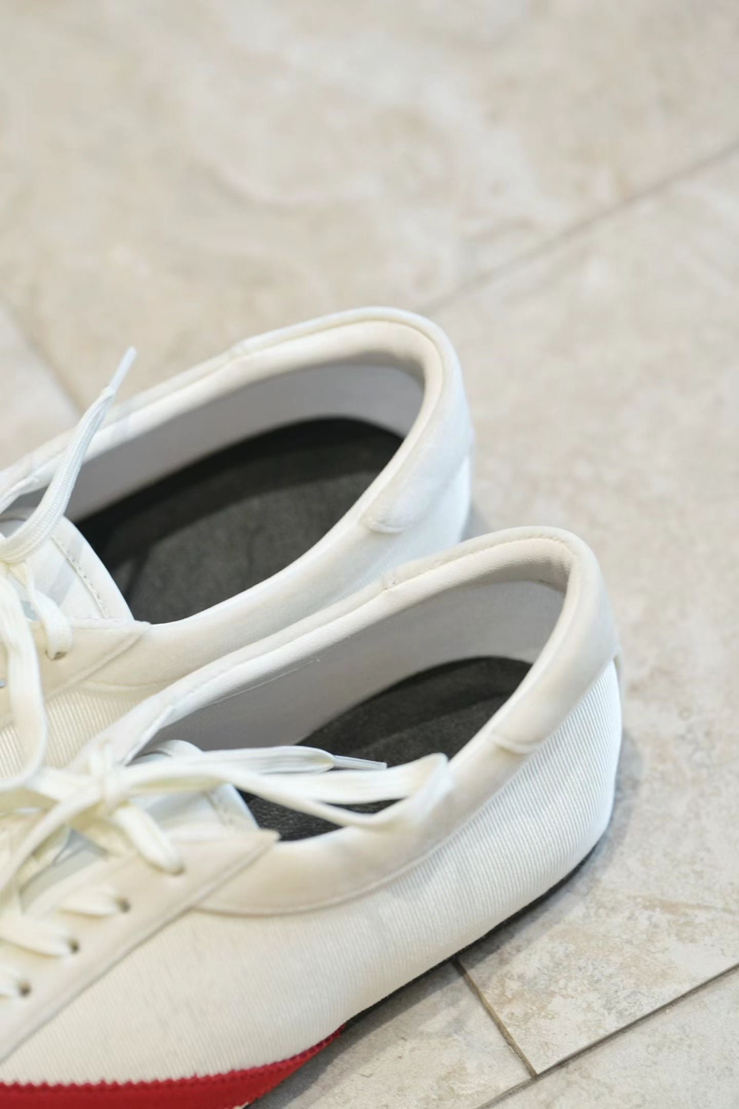 Retro Contrast Stripe Leather Ballet Flats