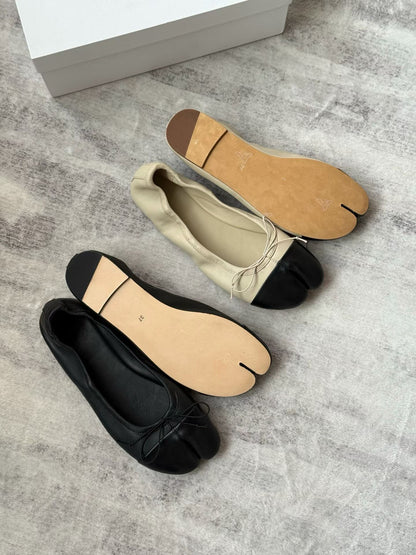 Bow Tabi Leather Ballet Flats